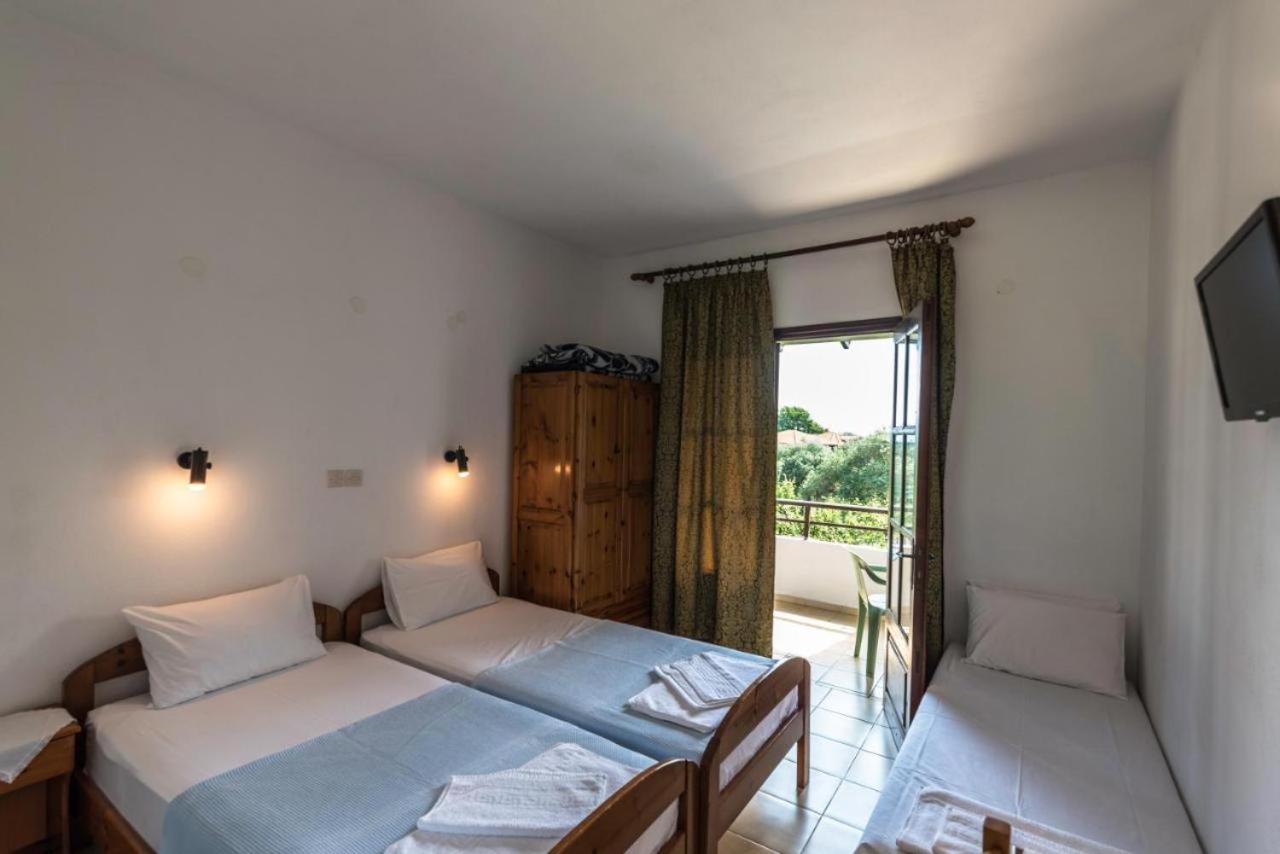 Olive Studios And Apartments Skala Potamia  Bagian luar foto